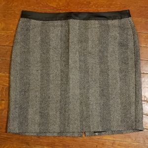 Banana Republic Wool Blend Pencil Skirt